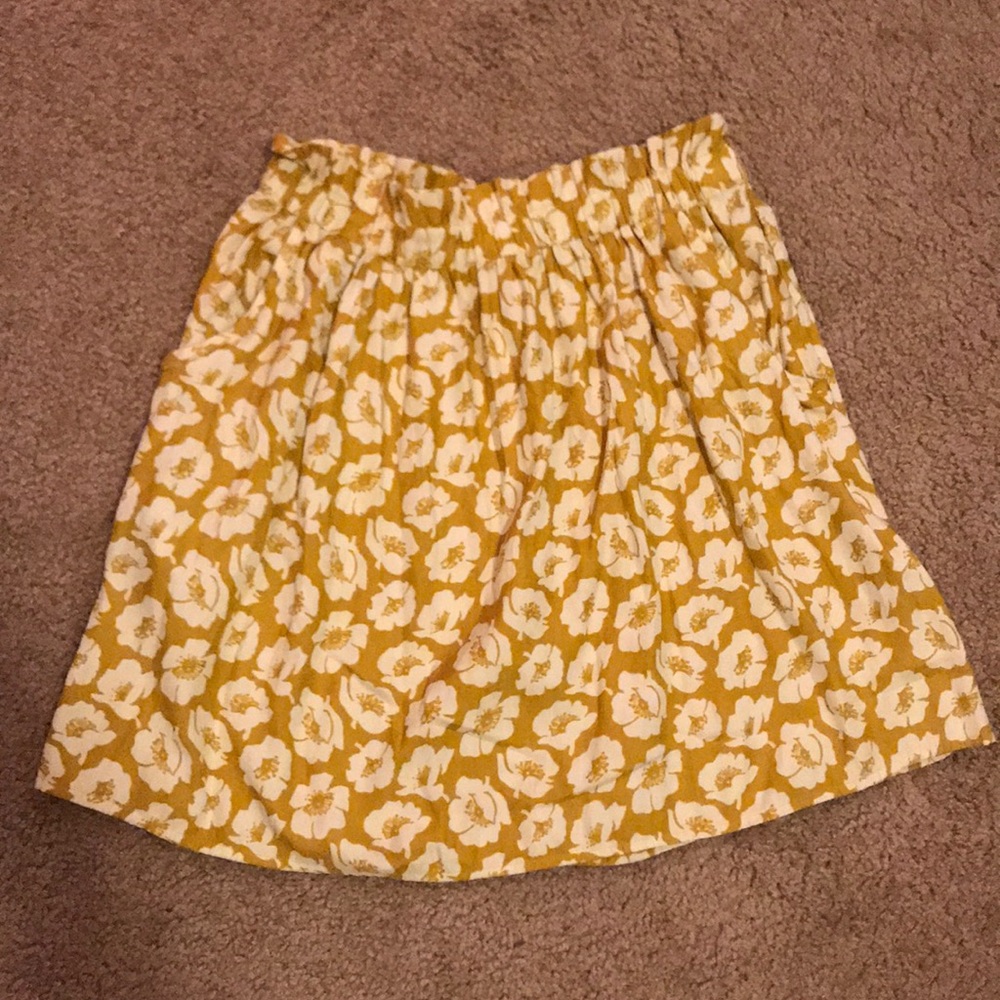 Gold and white floral skirt